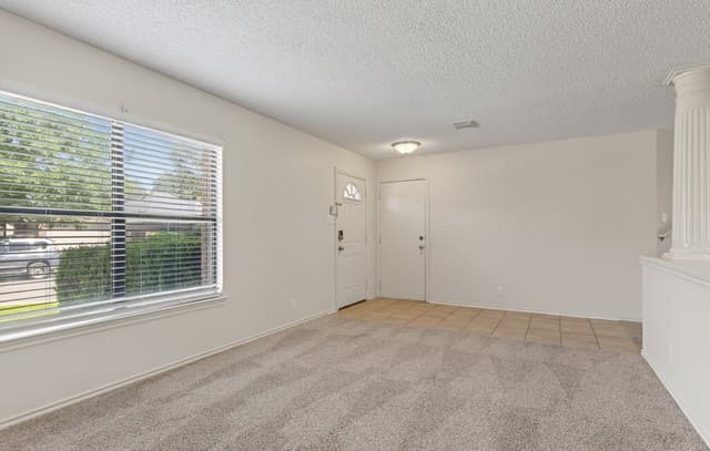 4-bedroom rental at 7050 Mary Todd Dr in San Antonio, TX — photo 2