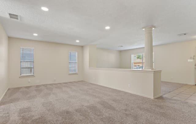 4-bedroom rental at 7050 Mary Todd Dr in San Antonio, TX — photo 4