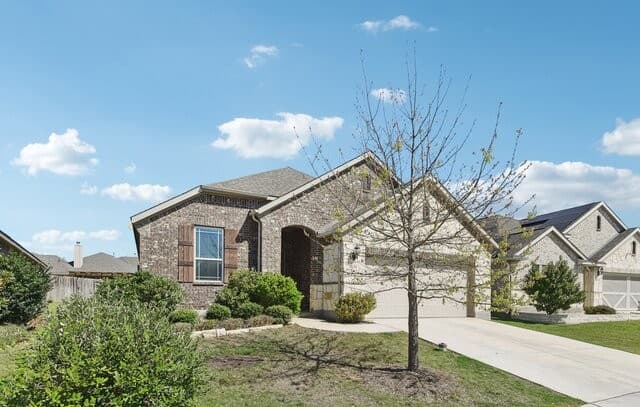 4-bedroom rental at 131 Dovetail St in Boerne, TX — photo 3