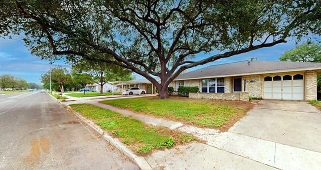 3-bedroom rental at 5058 Galahad Dr in San Antonio, TX — photo 4