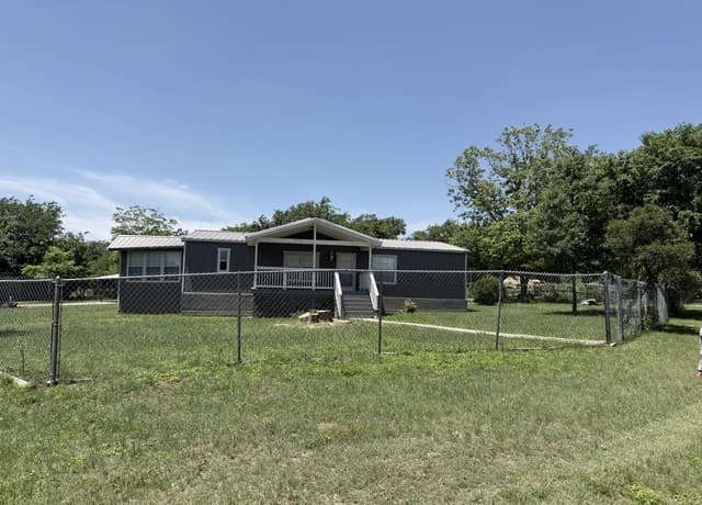 3-bedroom rental at 9303 Red Fish in Boerne, TX — photo 1