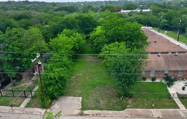 rental at 1647 Amanda ST in San Antonio, TX — photo 1