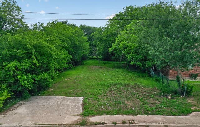 rental at 1647 Amanda ST in San Antonio, TX — photo 5
