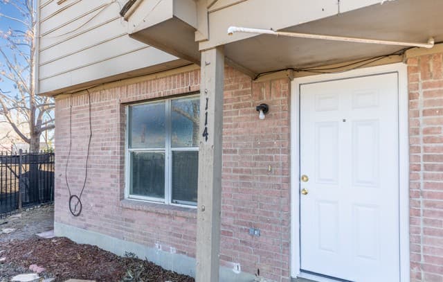 rental at 114 - 116 Garner Street in San Antonio, TX — photo 3