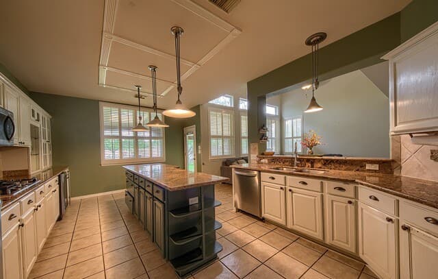 4-bedroom rental at 20514 Wild Springs Dr in San Antonio, TX — photo 4