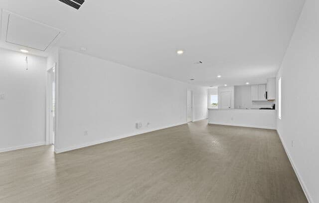 3-bedroom rental at 13112 Hancock Pool in San Antonio, TX — photo 4