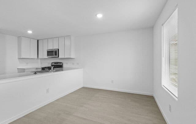 4-bedroom rental at 12903 Kathleen St in St Hedwig, TX — photo 3