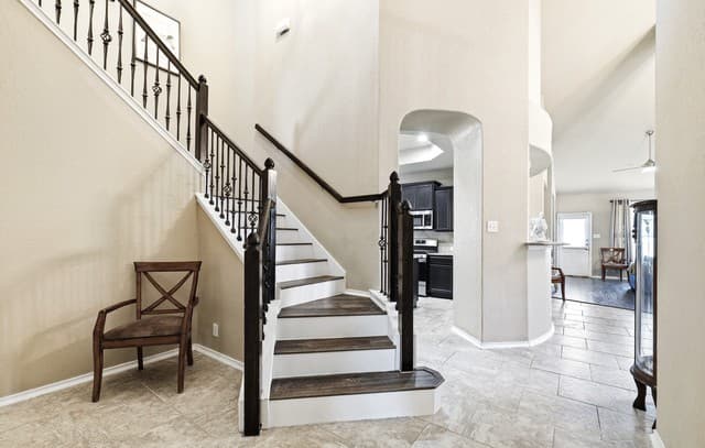 4-bedroom rental at 6826 Fort Bnd in San Antonio, TX — photo 4