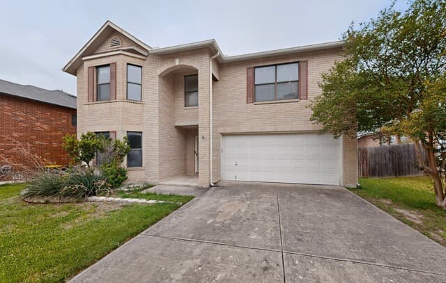 4-bedroom rental at 1652 Willow Top Dr in Schertz, TX — photo 3