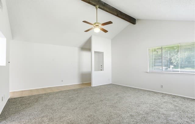 3-bedroom rental at 8818 Ridge Gate St in San Antonio, TX — photo 4
