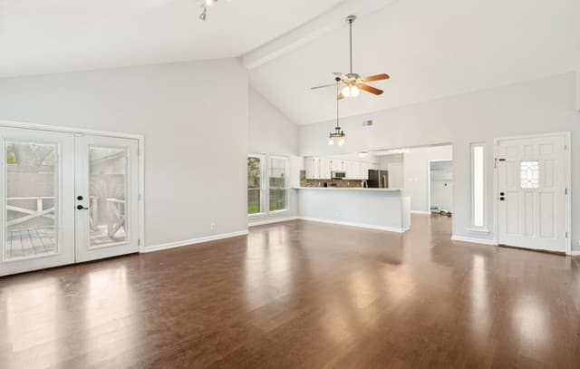 3-bedroom rental at 3215 Morning Crk in San Antonio, TX — photo 4
