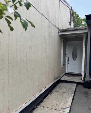 3-bedroom rental at 6911 Neston Dr Unit 0 in San Antonio, TX — photo 2