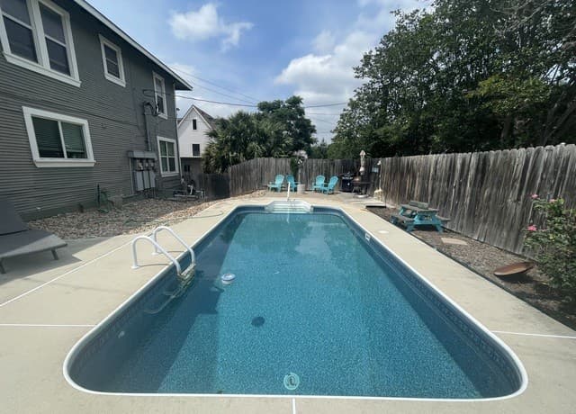 1-bedroom rental at 743 Eleanor Unit 101 in San Antonio TX
