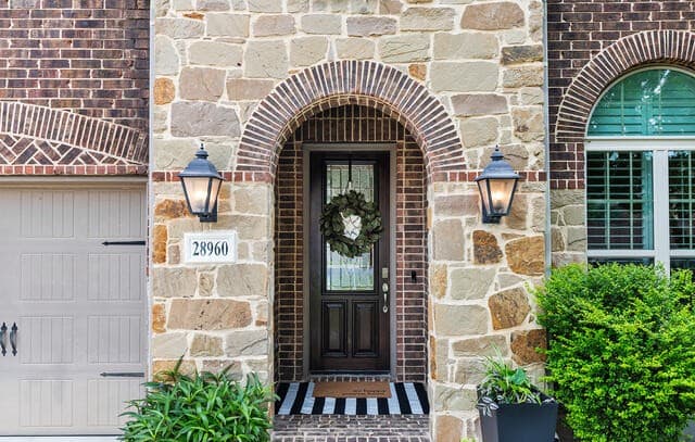4-bedroom rental at 28960 Fairs Gate in Boerne, TX — photo 2