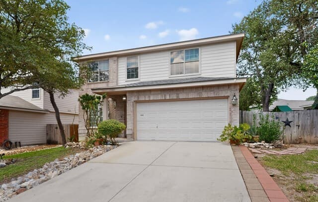 3-bedroom rental at 17031 Graham Walk in San Antonio, TX — photo 4