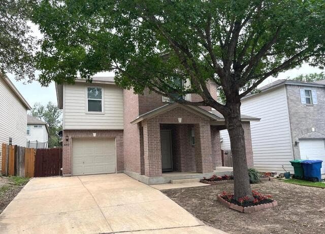 3-bedroom rental at 2242 Beacon Crk in San Antonio, TX — photo 1