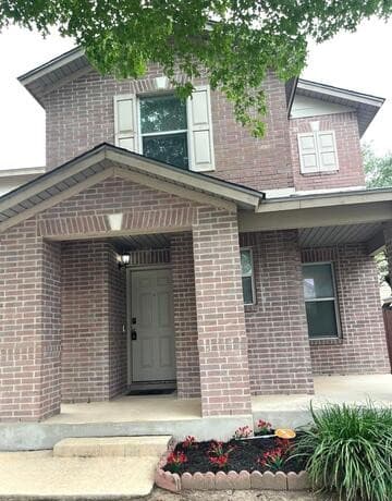 3-bedroom rental at 2242 Beacon Crk in San Antonio, TX — photo 4