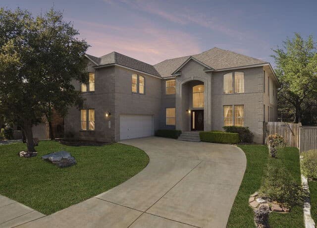 5-bedroom rental at 2611 Rogers Frk in San Antonio, TX — photo 1