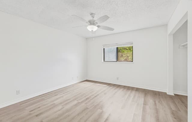 2-bedroom rental at 402 Tedder in San Antonio, TX — photo 3