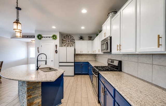 4-bedroom rental at 8838 Palmetto Falls in San Antonio, TX — photo 1