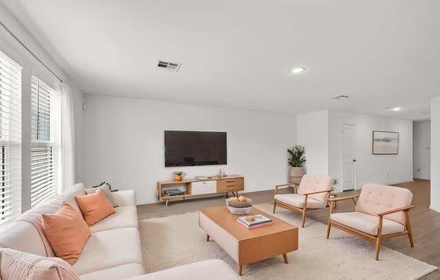 4-bedroom rental at 14225 Jersey Cow in San Antonio, TX — photo 3