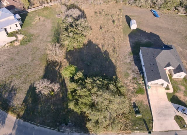 rental at 71 River Blf in Castroville, TX — photo 4