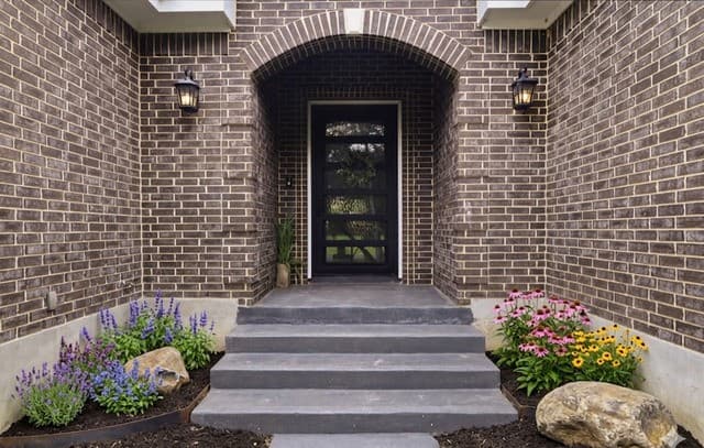 3-bedroom rental at 27218 Sherwood Forest in San Antonio, TX — photo 2