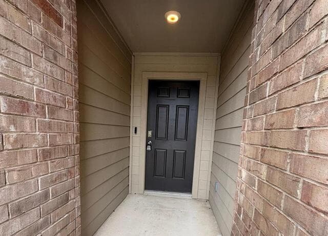 4-bedroom rental at 6404 Tempo Switch in San Antonio, TX — photo 3
