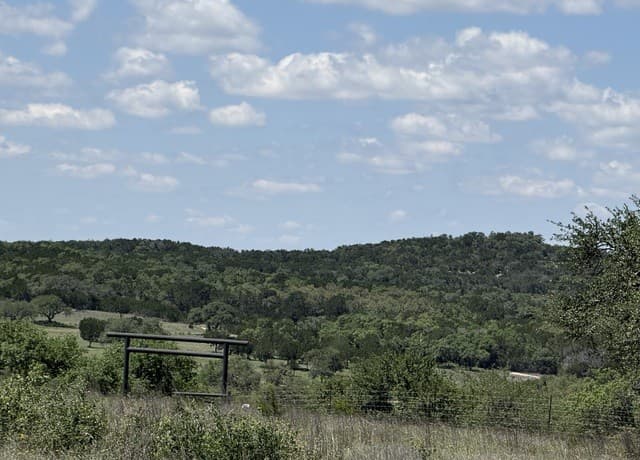 rental at 505 Vista View Pl in Spring Branch, TX — photo 2