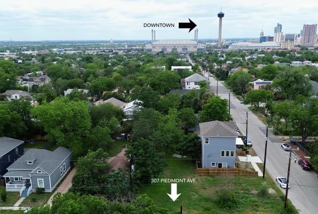 rental at 307 Piedmont Ave in San Antonio, TX — photo 4