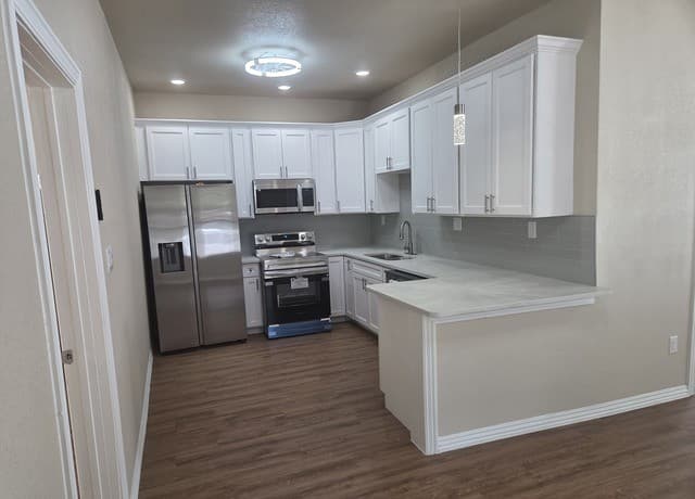 3-bedroom rental at 219 Princeton in San Antonio, TX — photo 5
