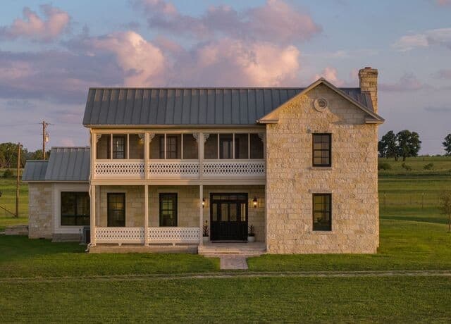 3-bedroom rental at 466 German Ln in Fredericksburg, TX — photo 5