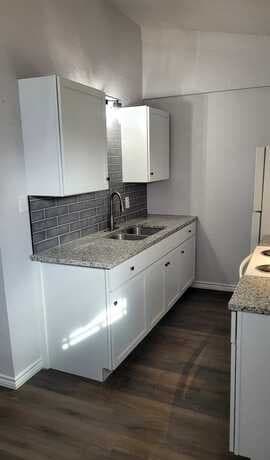 3-bedroom rental at 1402 Edris Dr in San Antonio, TX — photo 3