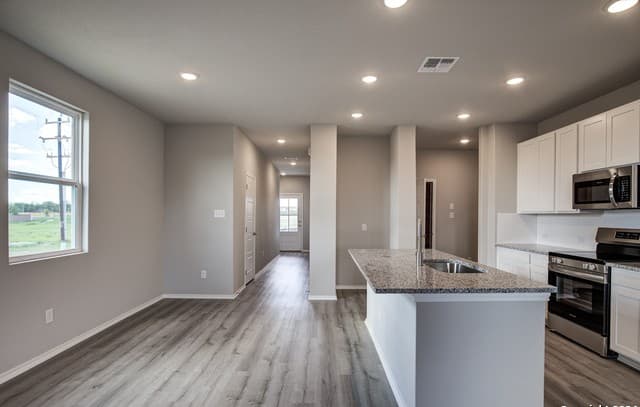 4-bedroom rental at 2511 Pink Pearl Dr. in San Antonio, TX — photo 3