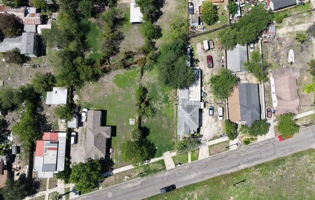 rental at 631 Aransas Ave in San Antonio, TX — photo 5