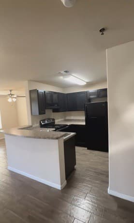 2-bedroom rental at 14838 Lytle Somerset in Lytle, TX — photo 2