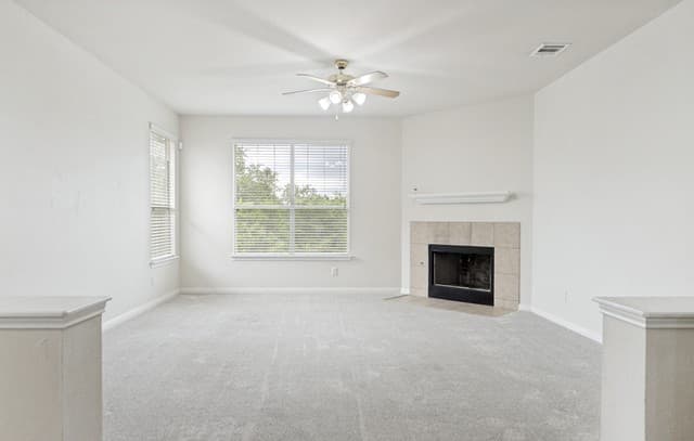 4-bedroom rental at 20531 Cliff Park in San Antonio, TX — photo 4