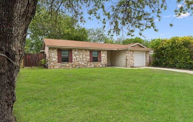 4-bedroom rental at 5026 Gene Cernan Dr in Kirby, TX — photo 1