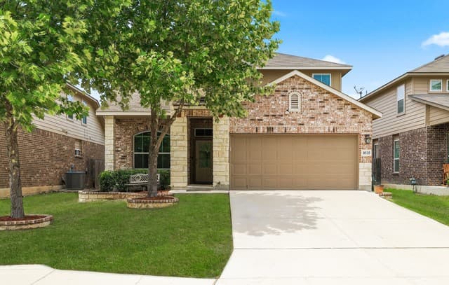 4-bedroom rental at 8535 Murray Grey in San Antonio, TX — photo 1