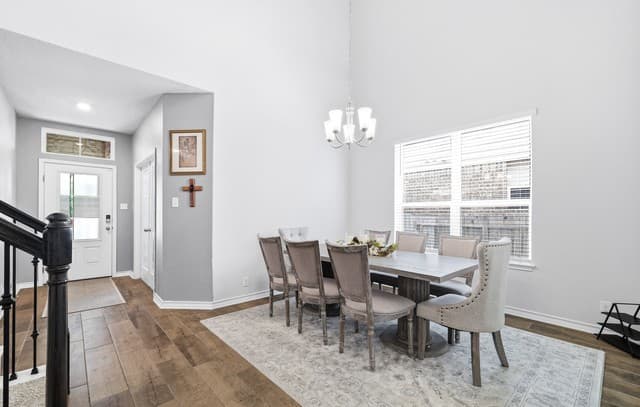 4-bedroom rental at 8535 Murray Grey in San Antonio, TX — photo 3
