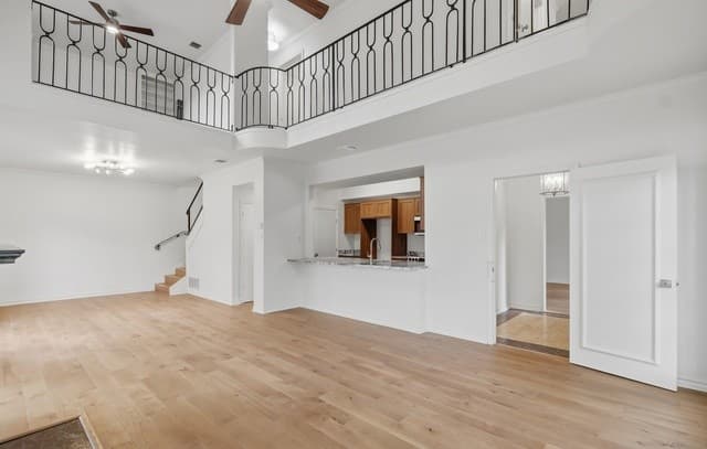 rental at 484 E Olmos Dr in Olmos Park, TX — photo 5