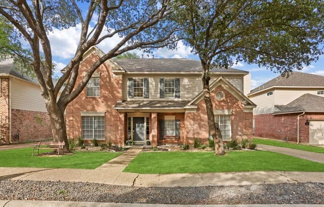 4-bedroom rental at 13518 Orchard Ridge in San Antonio, TX — photo 2