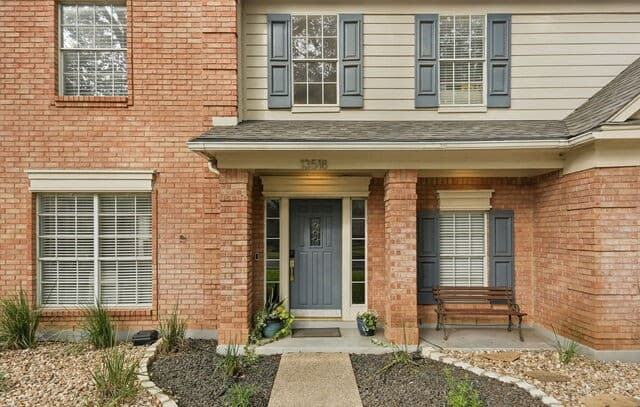 4-bedroom rental at 13518 Orchard Ridge in San Antonio, TX — photo 4