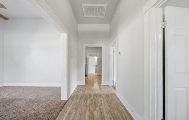 3-bedroom rental at 801 Canton in San Antonio, TX — photo 3