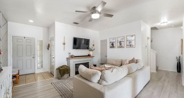 3-bedroom rental at 26950 Villa Toscana in San Antonio, TX — photo 3