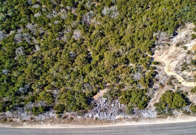 rental at LOT 27 Private Road 1717 in Mico, TX — photo 4