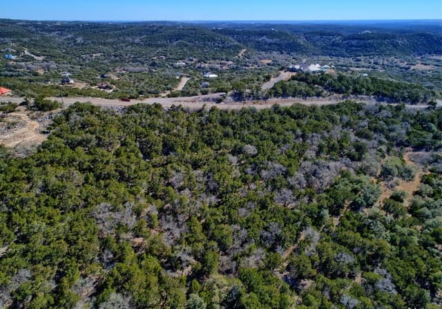 rental at LOT 27 Private Road 1717 in Mico, TX — photo 5