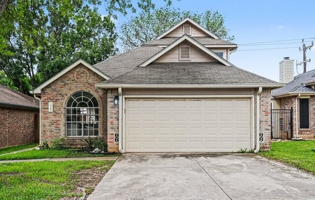 3-bedroom rental at 15143 Spring Mist in San Antonio, TX — photo 2