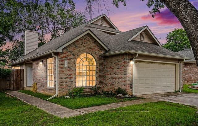3-bedroom rental at 15143 Spring Mist in San Antonio, TX — photo 3
