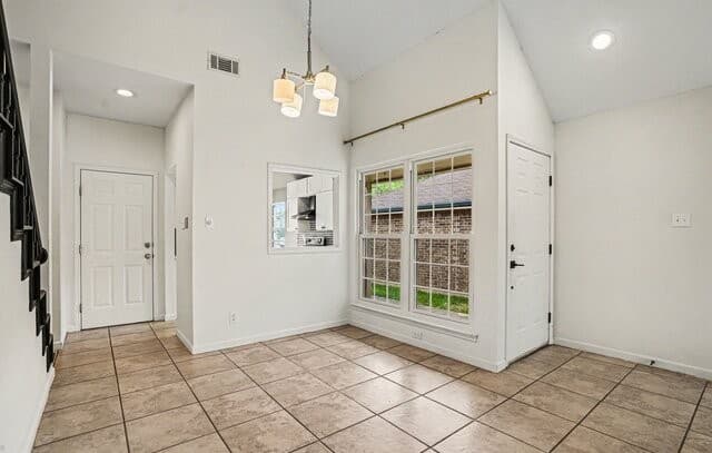 3-bedroom rental at 15143 Spring Mist in San Antonio, TX — photo 5